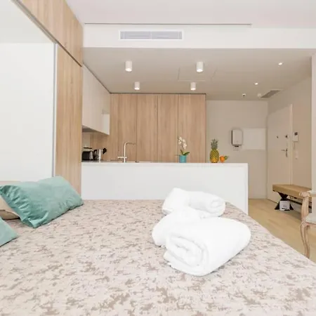 Apartamento Studio With Garage - Liberdade 40 - Wi-fi & A/c *